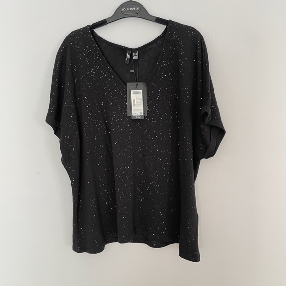 NWT Vero Moda Sparkly V-Neck Black Cotton Batwing Top Size XL-2X (US 20) - Picture 1 of 7
